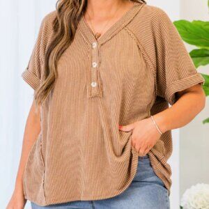 Chic Soul Mocha Top